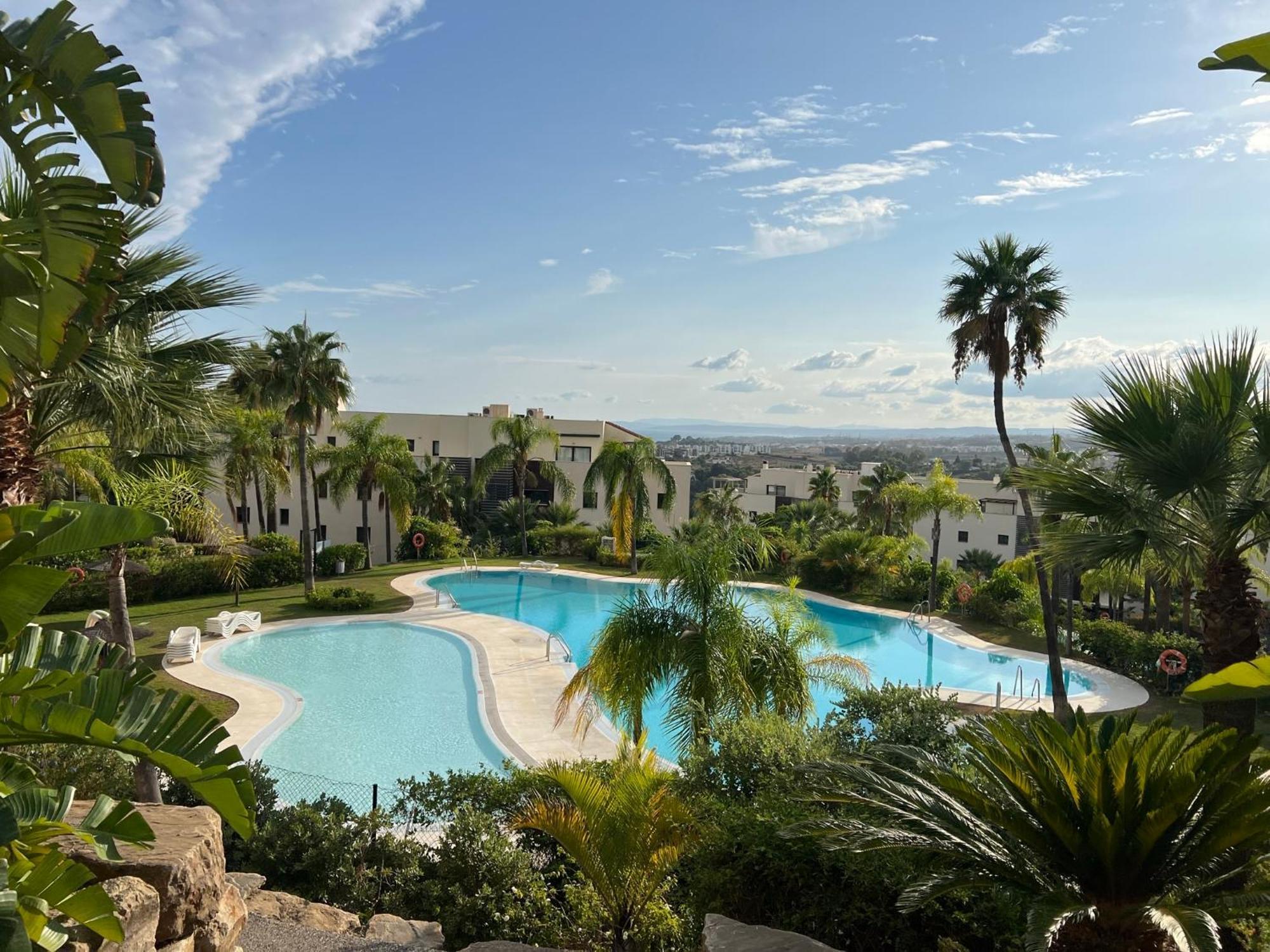 Amazing Two Bedroom Apartment In Los Flamingos, Marbella เอสเตโปนา ภายนอก รูปภาพ