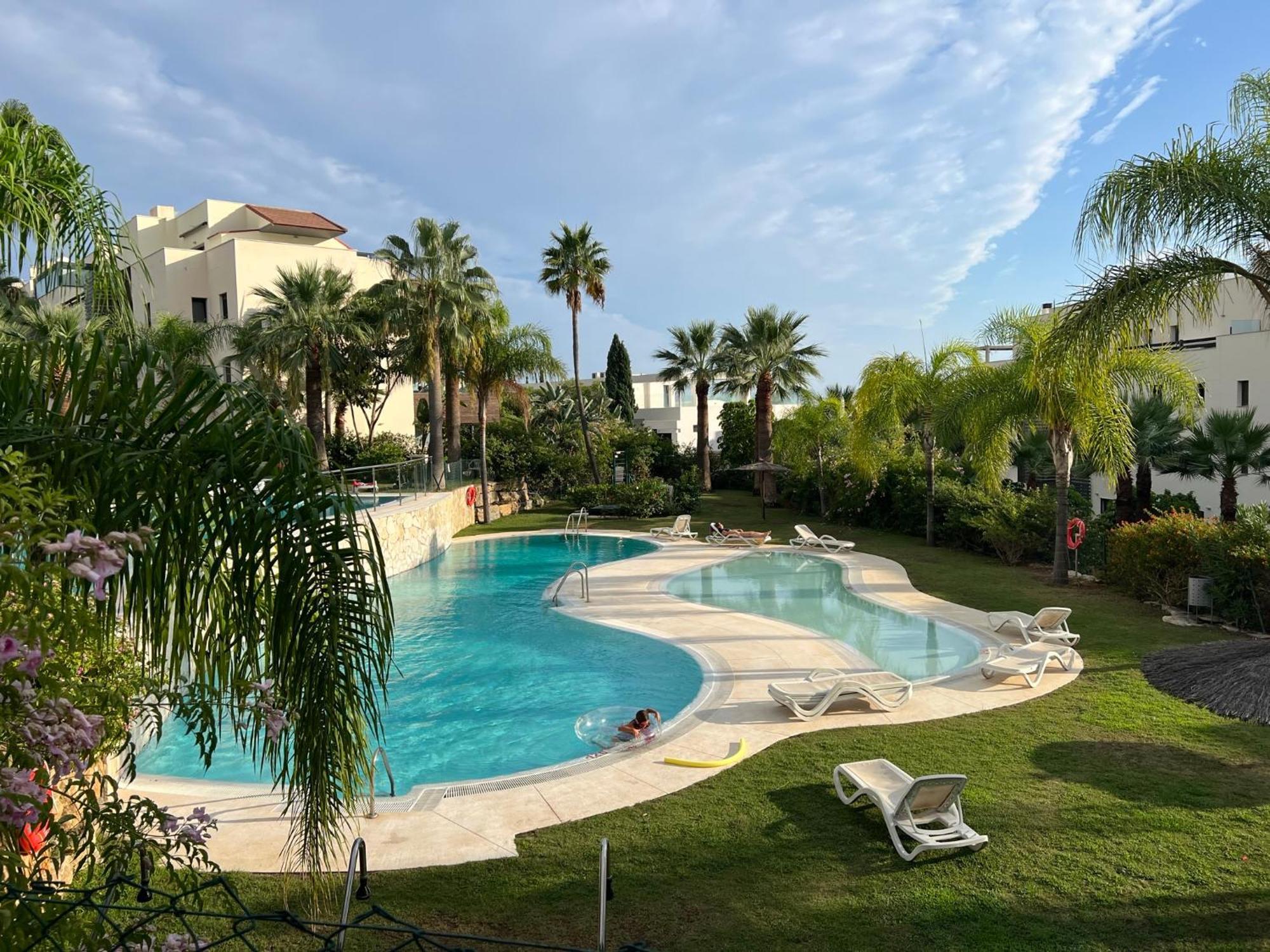 Amazing Two Bedroom Apartment In Los Flamingos, Marbella เอสเตโปนา ภายนอก รูปภาพ