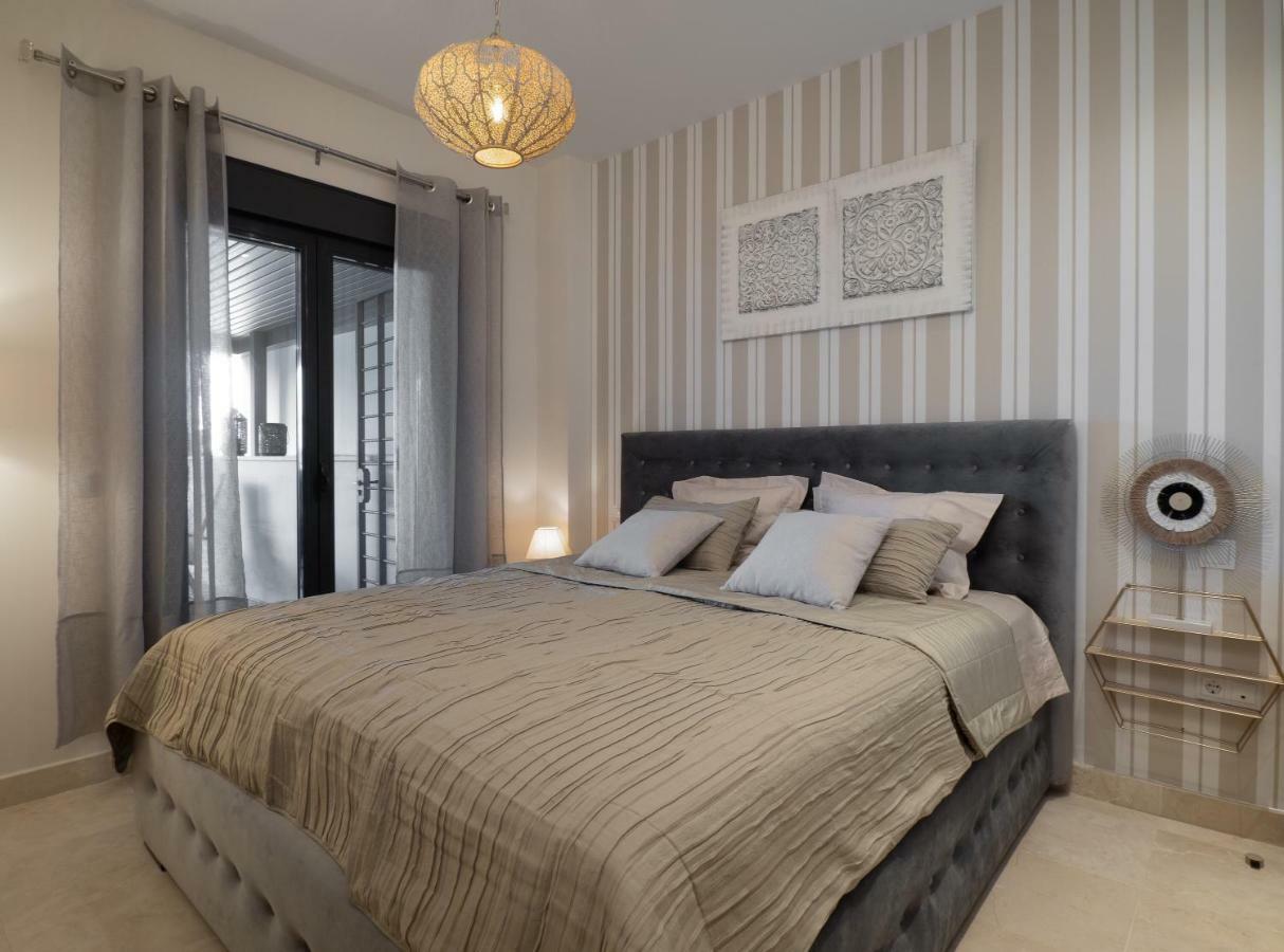 Amazing Two Bedroom Apartment In Los Flamingos, Marbella เอสเตโปนา ภายนอก รูปภาพ